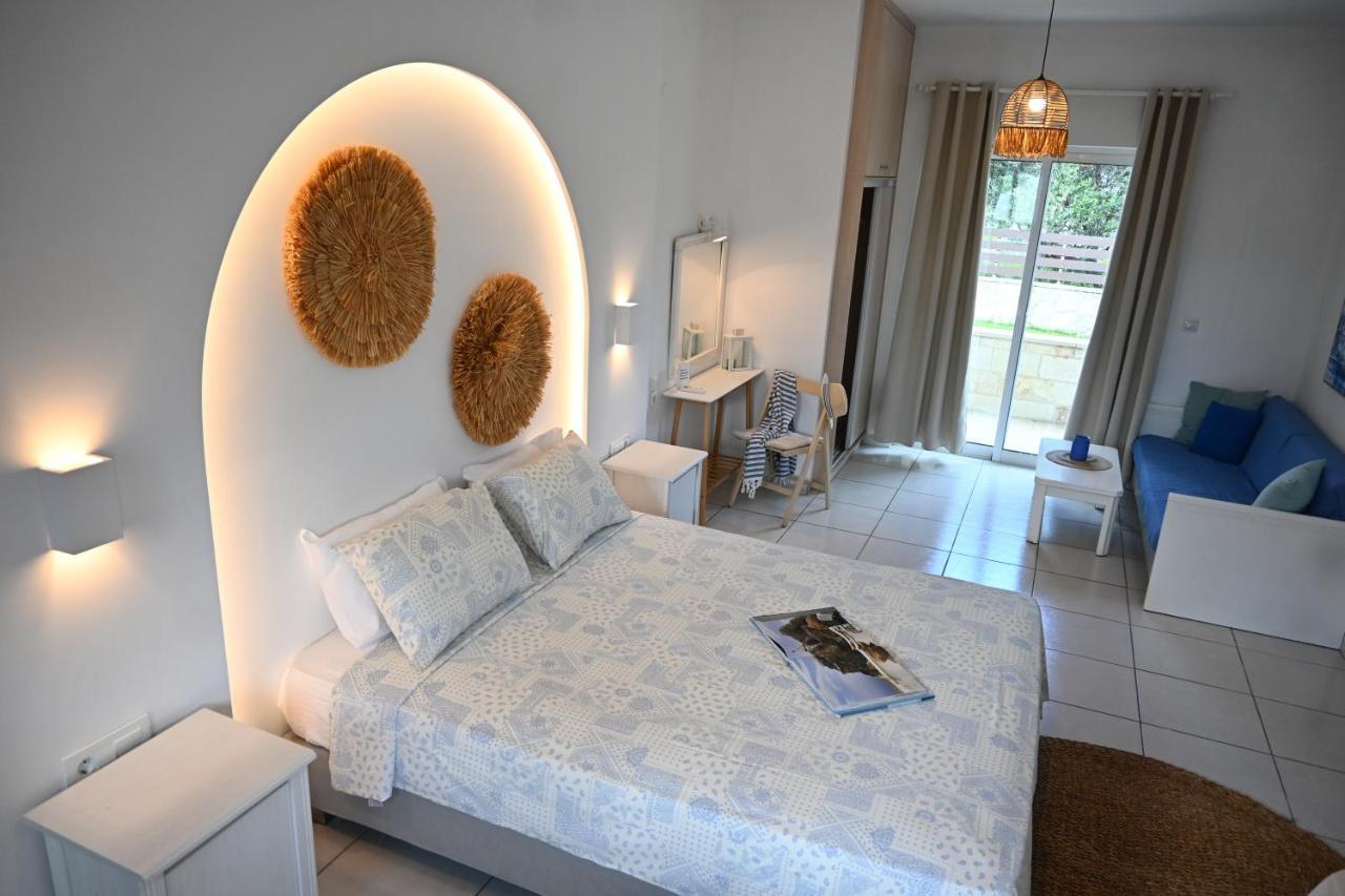 Marika Studios & Apartments Джорджополис Екстериор снимка